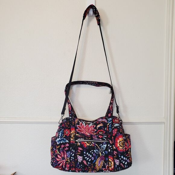 Vera Bradley Small Travel Duffel Maplewood Forest 16.5" X 8" X 6" Adjustable - Picture 1 of 16